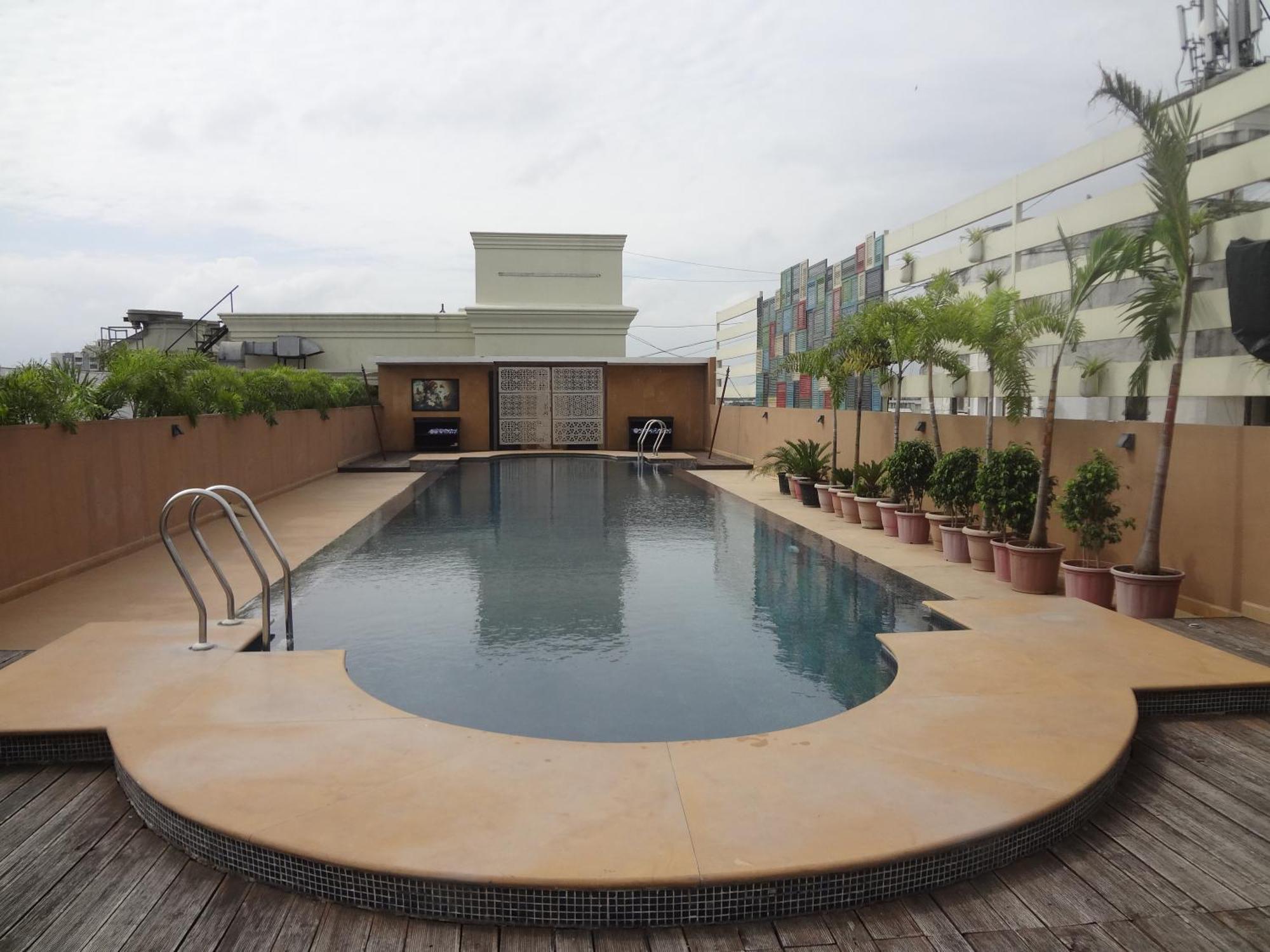 Tuli Imperial Hotel Нагпур Екстериор снимка