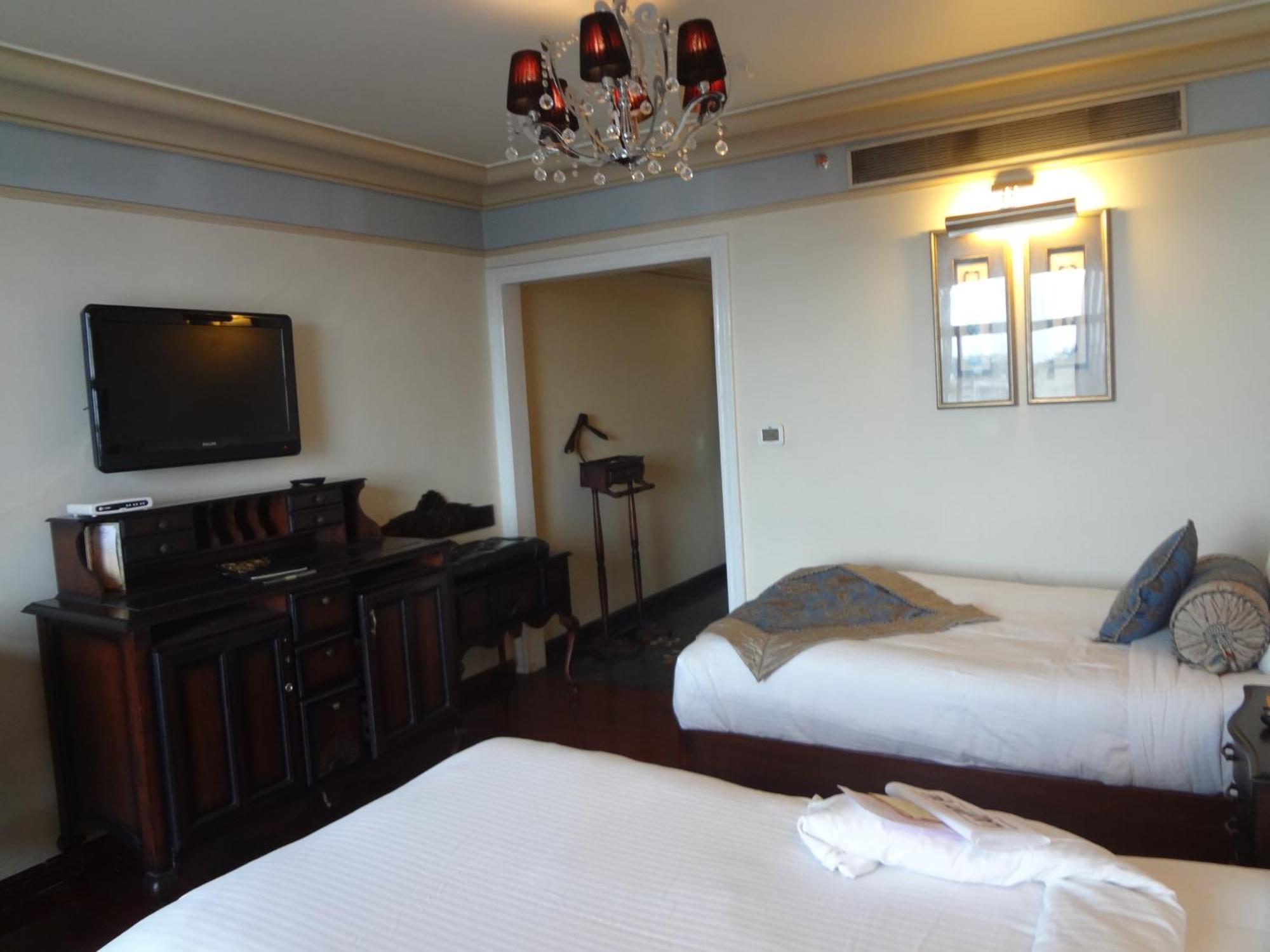 Tuli Imperial Hotel Нагпур Екстериор снимка
