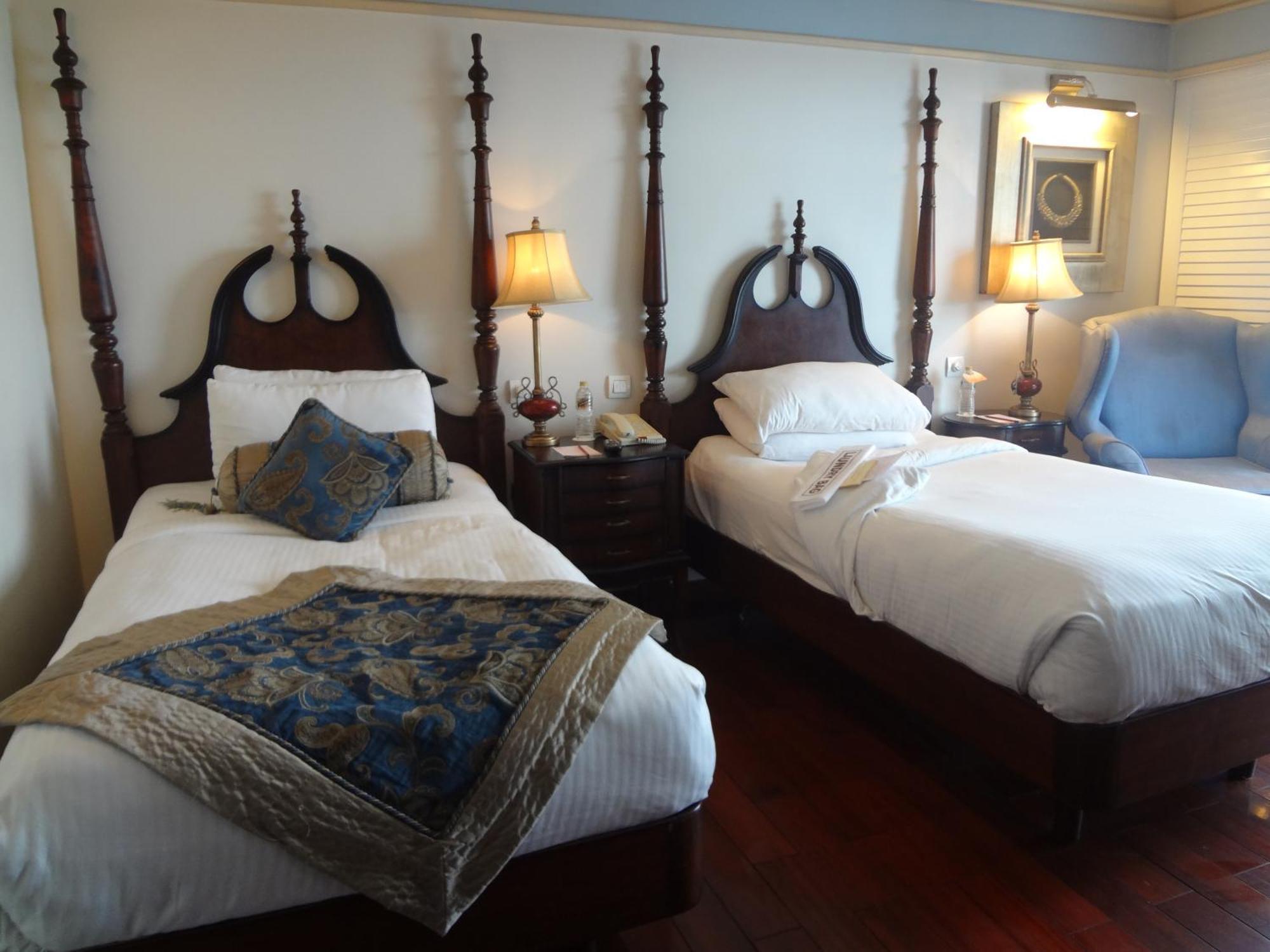 Tuli Imperial Hotel Нагпур Екстериор снимка