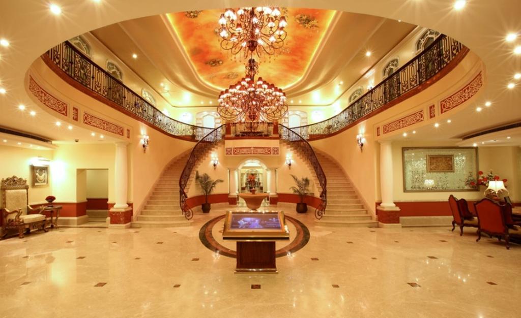 Tuli Imperial Hotel Нагпур Екстериор снимка